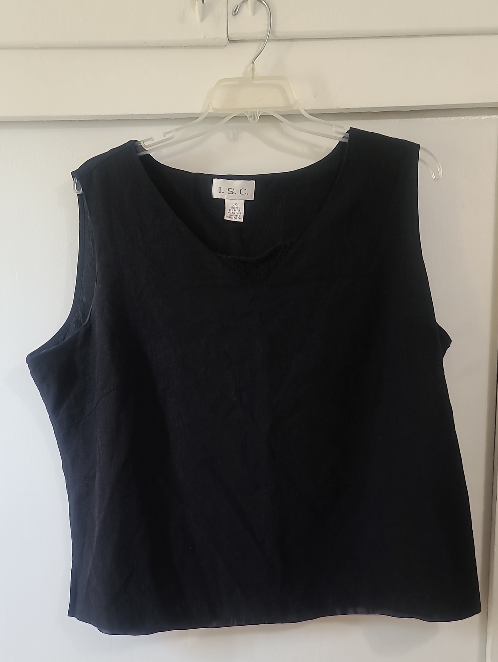 I.S.C. Linen Blend Black Sleeveless - Classic Essential